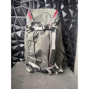 f-stop Red Bull Photography Edition AJNA with f-stop Camera Cube